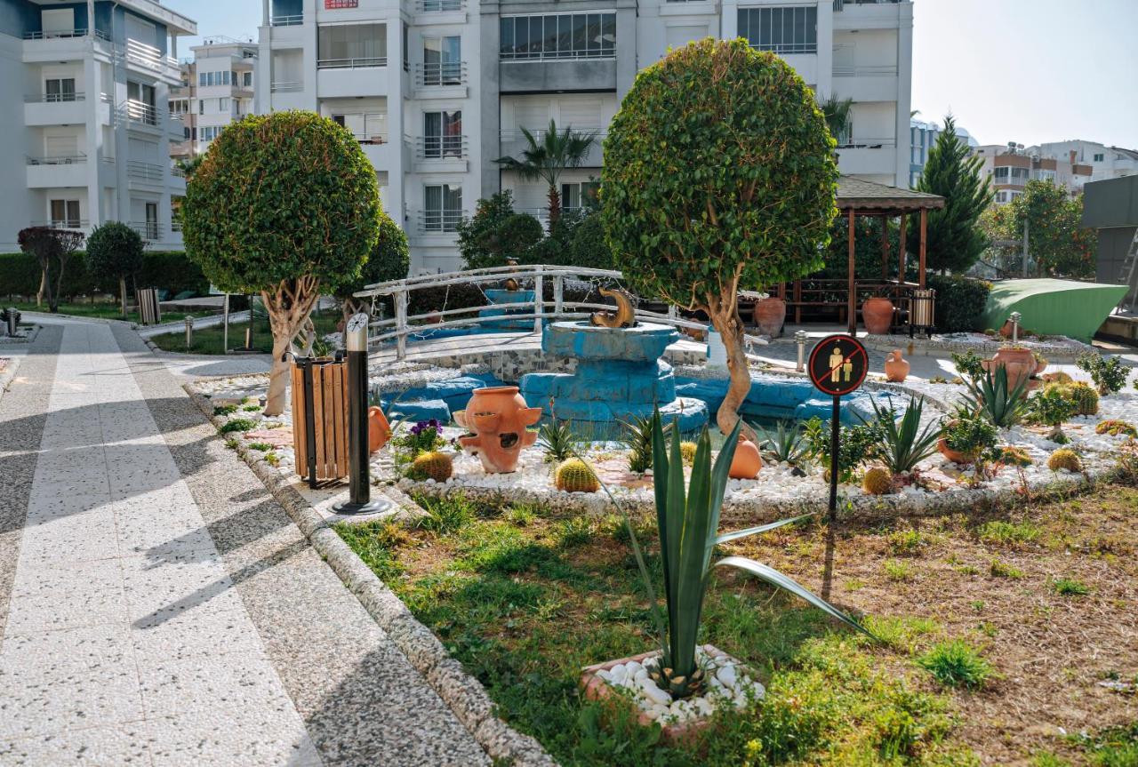 Onkel Rada Apart Hotel Antalya Exterior photo